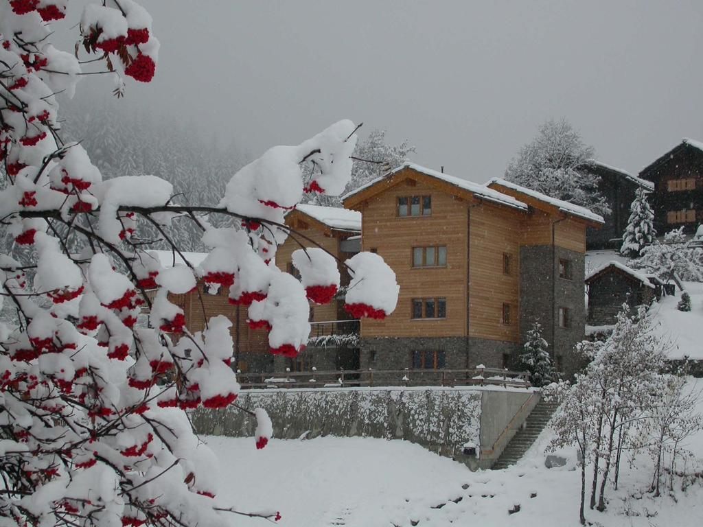 Swissalpschalet Chalet Timber Inn 4-5 Blatten bei Naters Zewnętrze zdjęcie